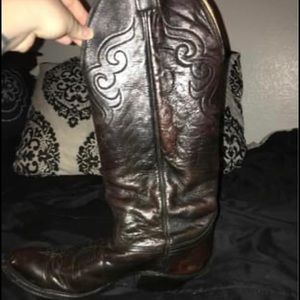 TONY LAMA BOOTS